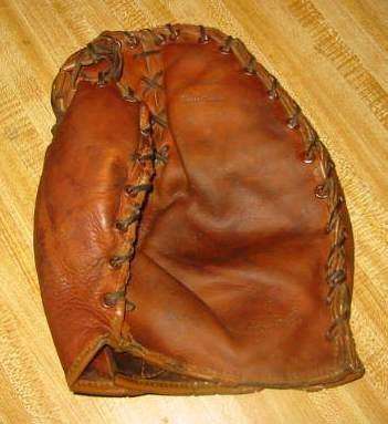 Joe Jackson Nokona Basemitt Front