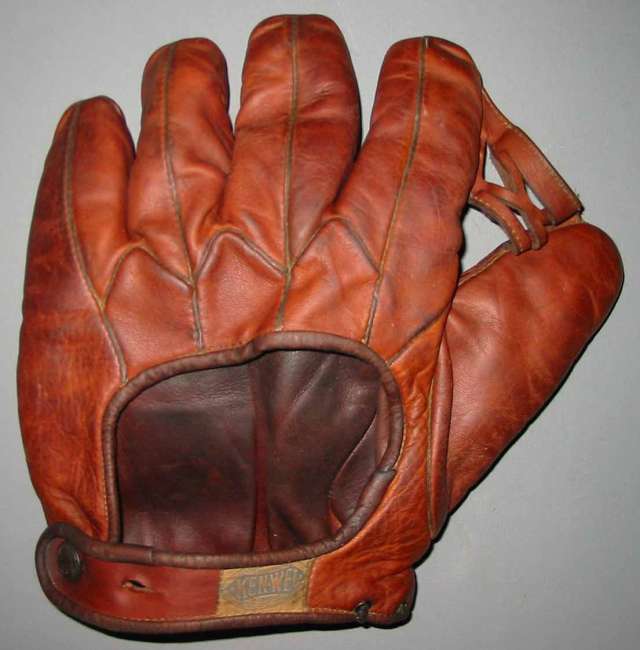 Babe Pinelli Ken Wel Back