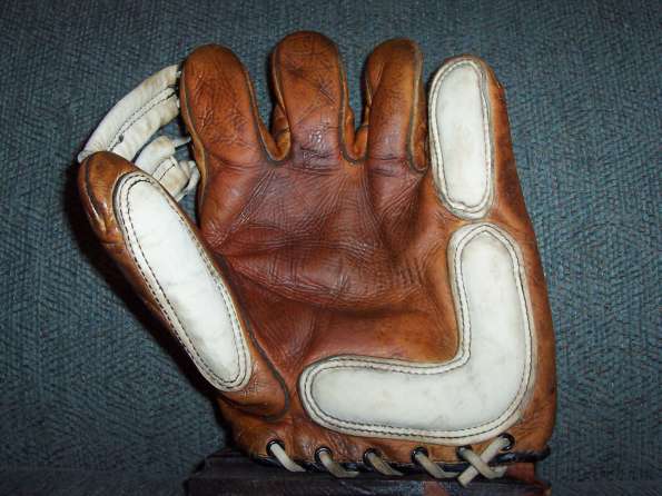 Ken Wel G2 Softball Glove Front