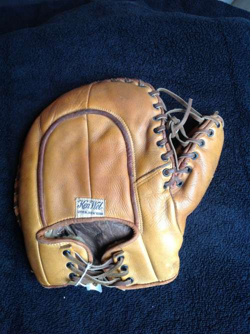 Chubby Dean Ken Wel 625 Basemitt Back