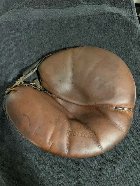 Clyde Sukeforth Ken Wel Shur Catch Front