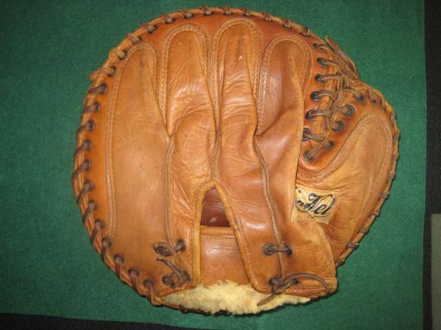 Harry Danning Ken Wel Back