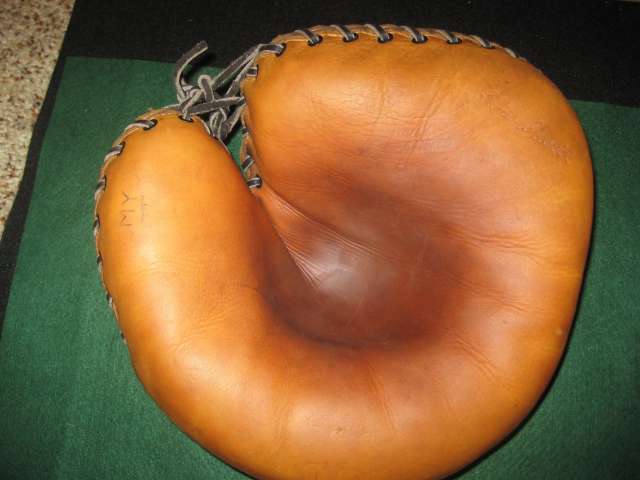 Luke Sewell Ken Wel 590 Front