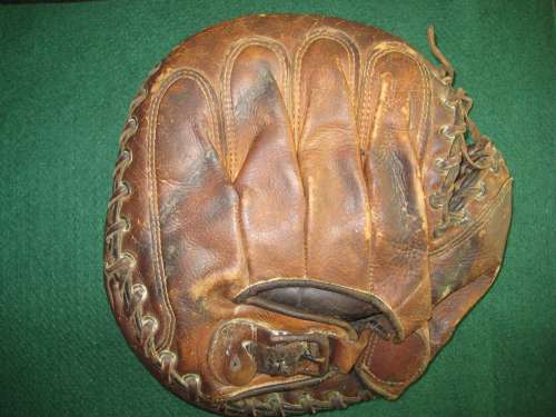 Muddy Ruel Ken Wel Back