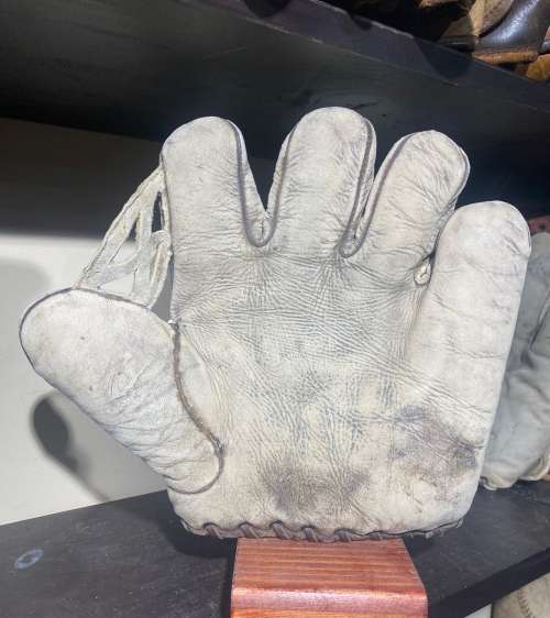 Cy Williams Ken Wel 555 Front