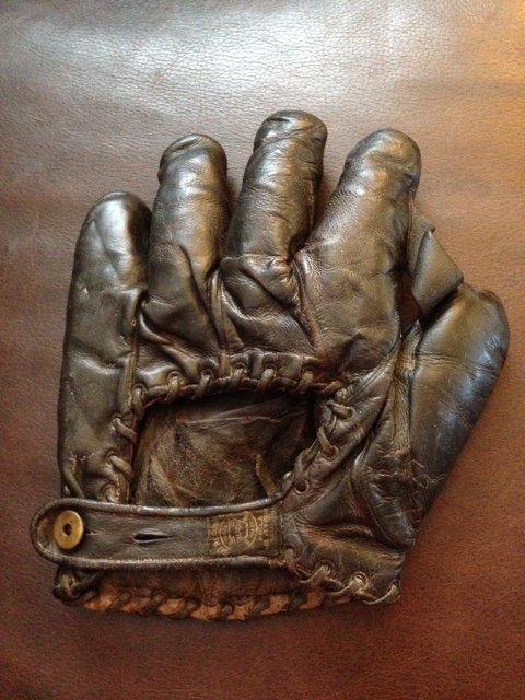 A.J. Reach King Patent Back