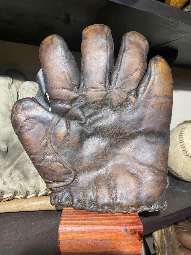 A.J. Reach King Patent Front