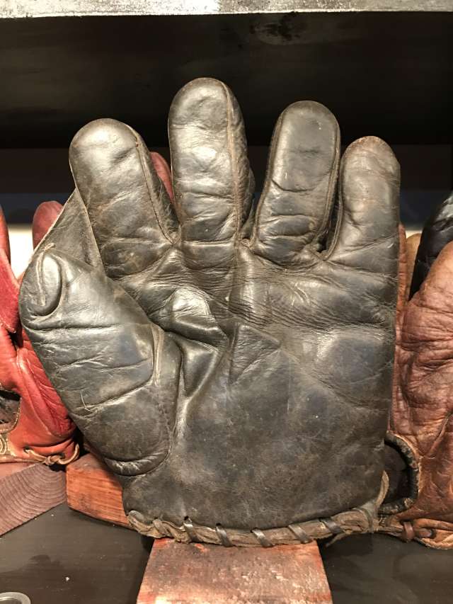 King Patent Full Web Black Front