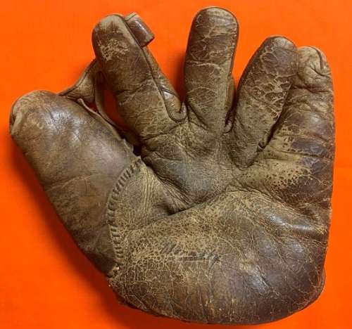 Mizuno King Patent Front