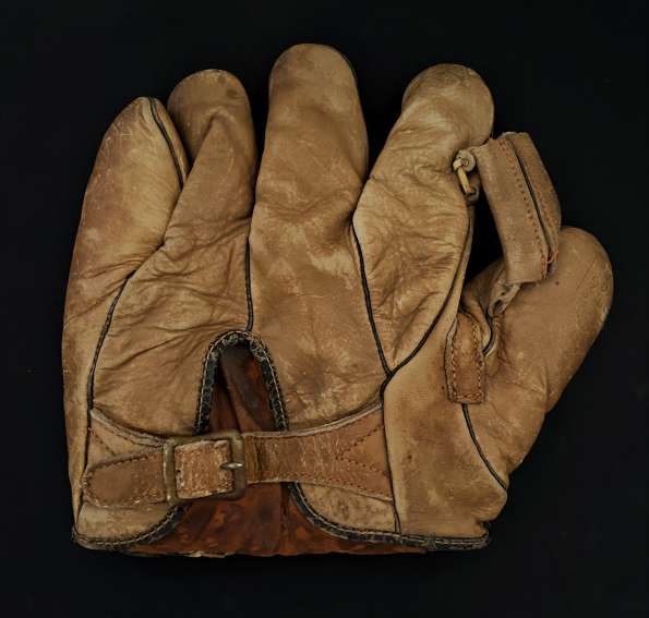 Lou Gehrig Banner Glove Back