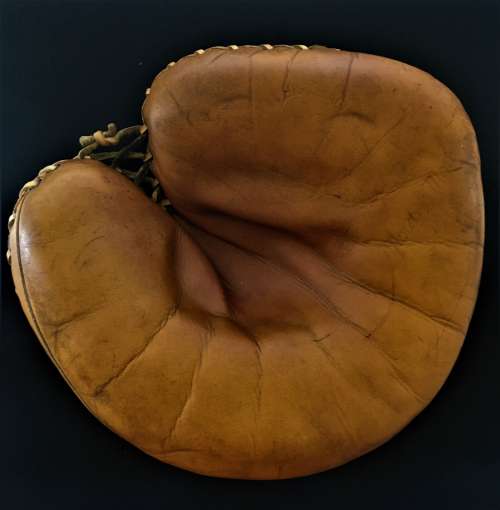 Lou Gehrig Banner Peerless Catchers Mitt Front 1