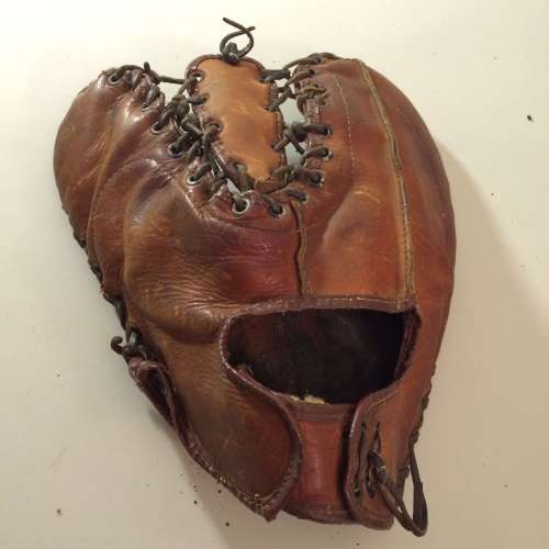 Lou Gehrig BLS Basemitt Back