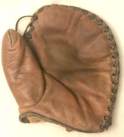 Lou Gehrig Jr. JC Higgins Basemitt Front
