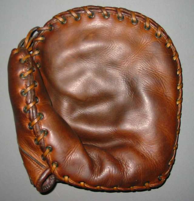 Lou Gehrig Peerless 555S Front