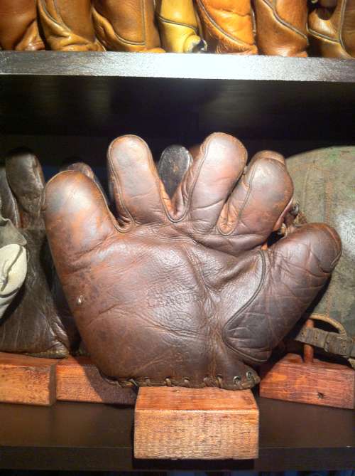 Lowe & Campbell 20 Lefty Front