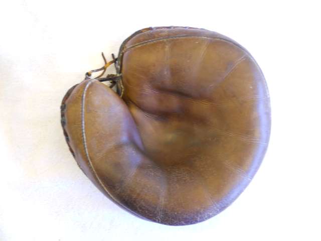 Mike Gonzalez Lowe & Campbell A40 Front