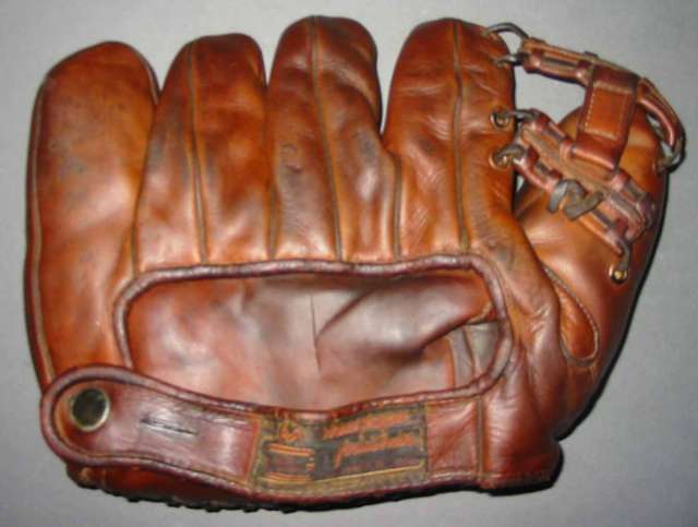 Pete Reiser MacGregor Goldsmith JCR 2 Back