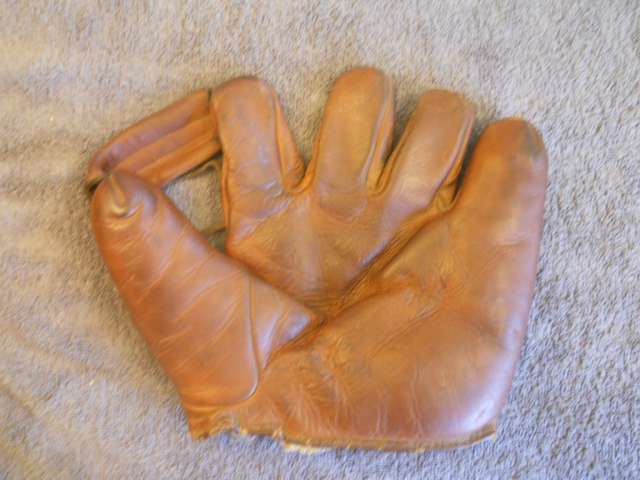 Bobby Thomson MacGregor Goldsmith G120 Front