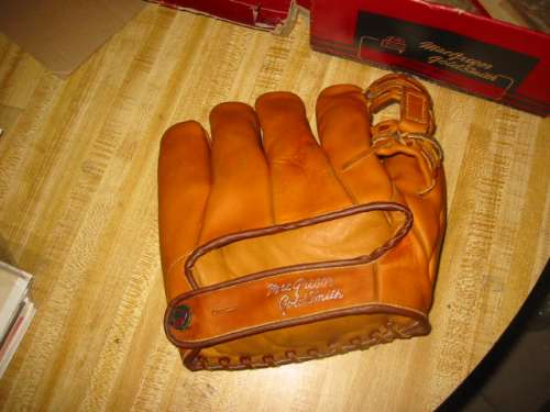 Grady Hatton MacGregor Goldsmith G19 Back