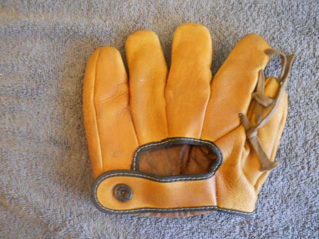 Red Barrett MacGergor Goldsmith G123 Back