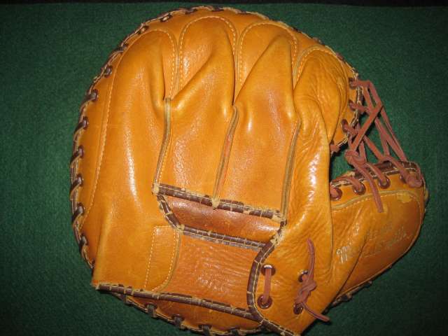 Rolly Helmsley MacGregor Goldsmith G181 Back