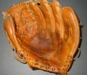 View the image: Hank Aaron MacGregor GF20 1 Front
