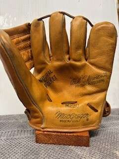 Bob Clemente MacGregor M220 Glove Front