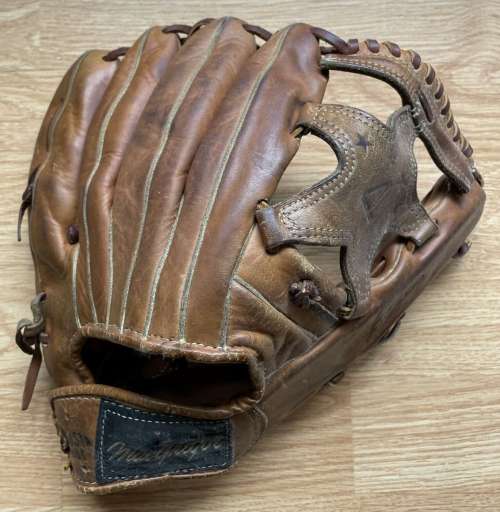 Brunswick MacGregor MVP Glove Back