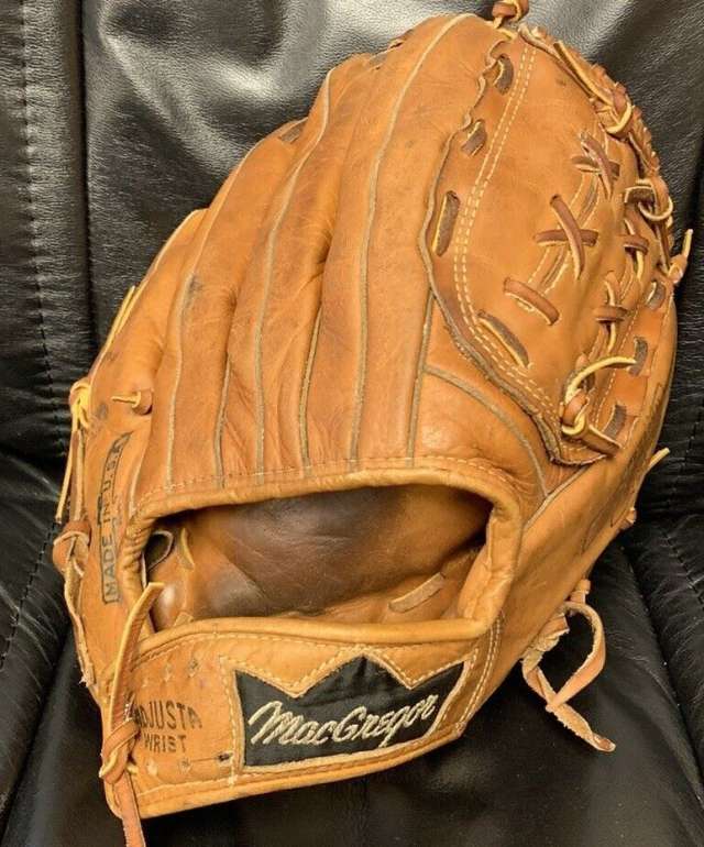 Frank Robinson MacGregor PBC Back