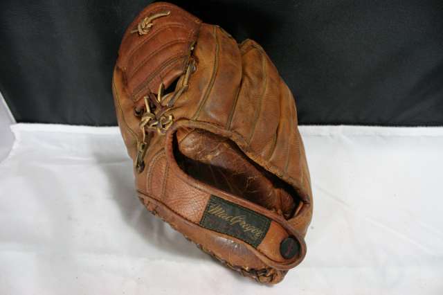 Grady Hatton MacGregor G100 Back