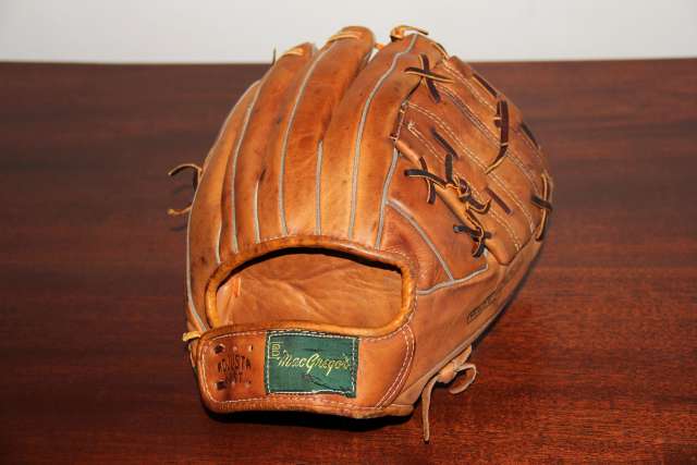 Hank Aaaron Brunswick MacGregor GC35 Personal Model Back