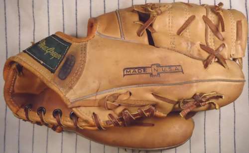 Hank Aaron Brunswick MacGregor GC35 Personal Model Back