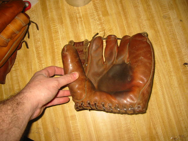 Junior Gilliam MacGregor WR1 Front
