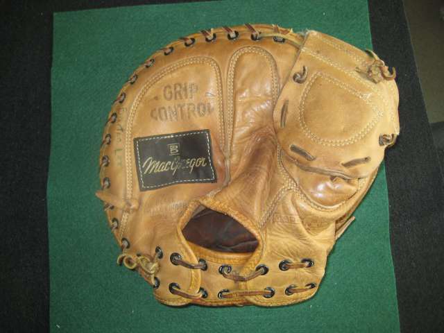 Ken Retzer MacGregor G80J Back