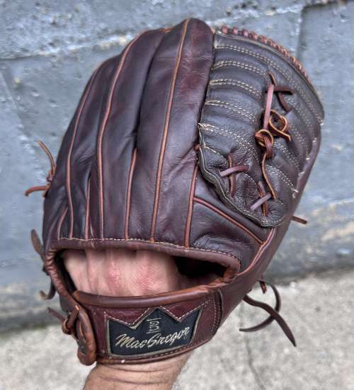 MacGregor KC3 Back