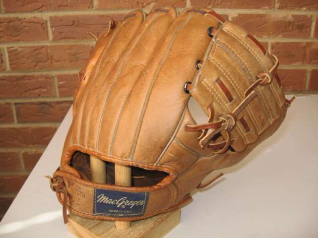 Red Schoendienst MacGregor G66 2 Back