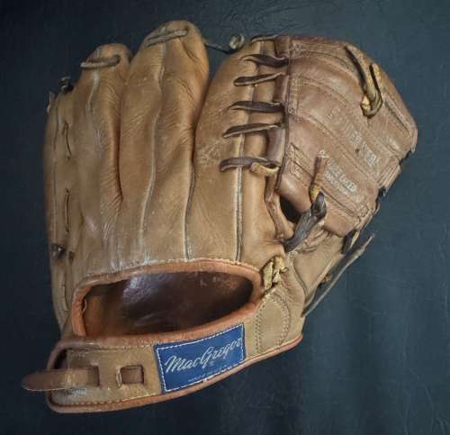 Willie Mays MacGregor G105 Personal Model Back