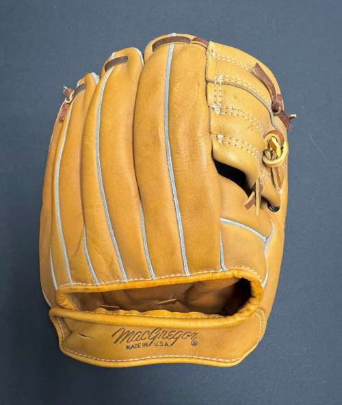 Willie Mays MacGregor G22 Back