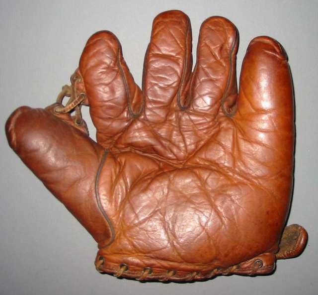 Marathon Grommet Web Front