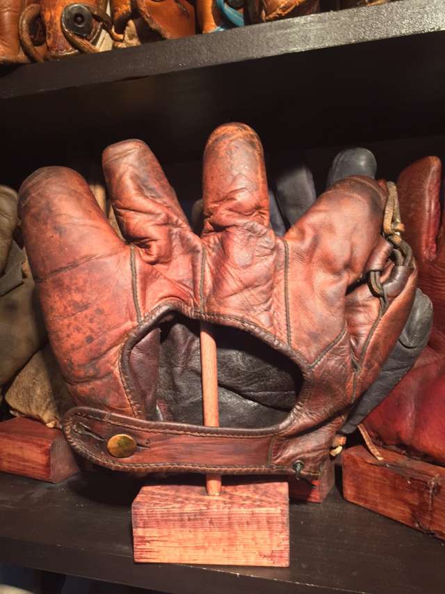 Billy Southworth Marathon Back