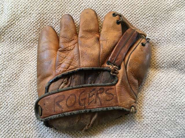 Carl Hubbell Marathon 60-4220 Back