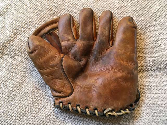 Carl Hubbell Marathon 60-4220 Front