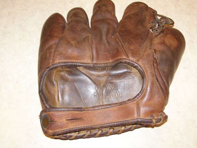 Joe Cronin Marathon 4218 Back