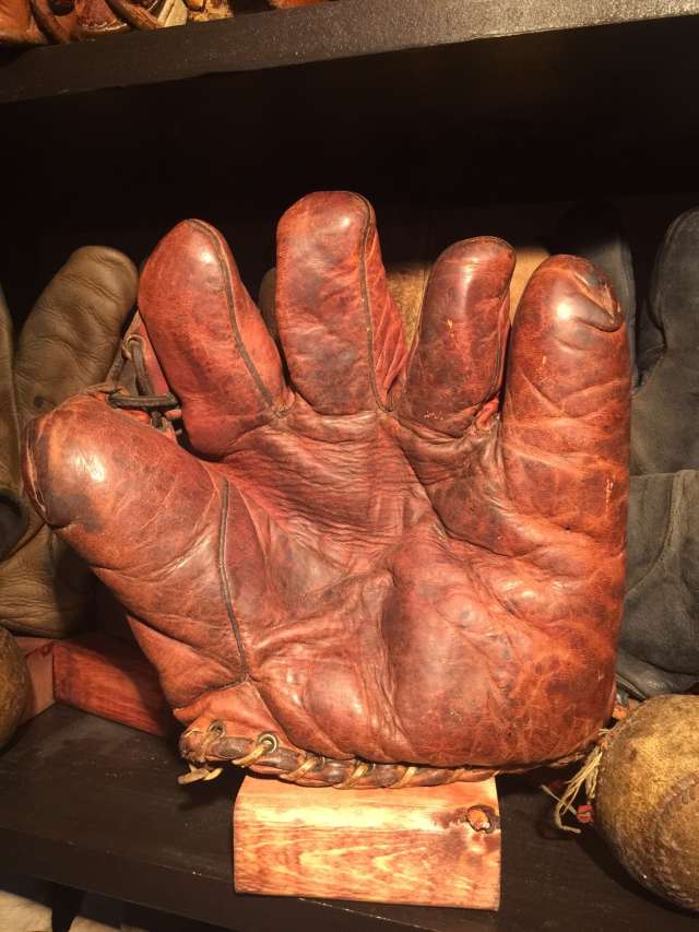 Marathon Grommet Web Front