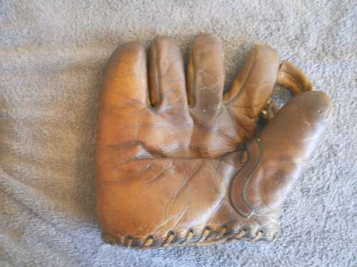 Monte Pearson Marathon 4233 Front