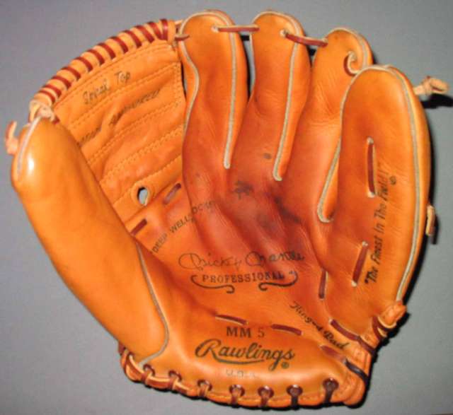 Mickey Mantle Rawlings MM5 Front