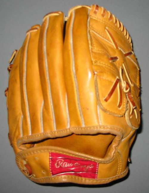 Mickey Mantle Rawlings MM5 Back