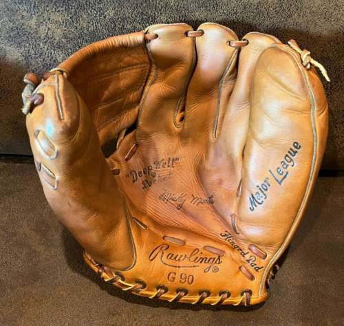 Mickey Mantle Rawlings G90 Front