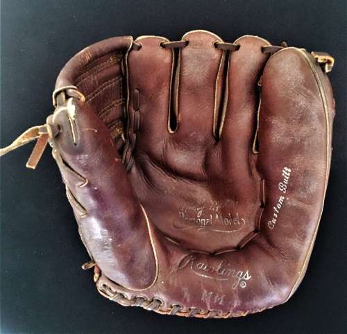 Mickey Mantle Rawlings MM Front