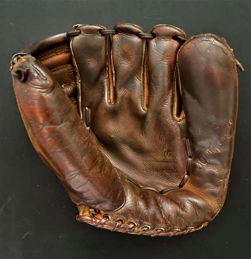 Mickey Mantle Rawlings MM4 Front
